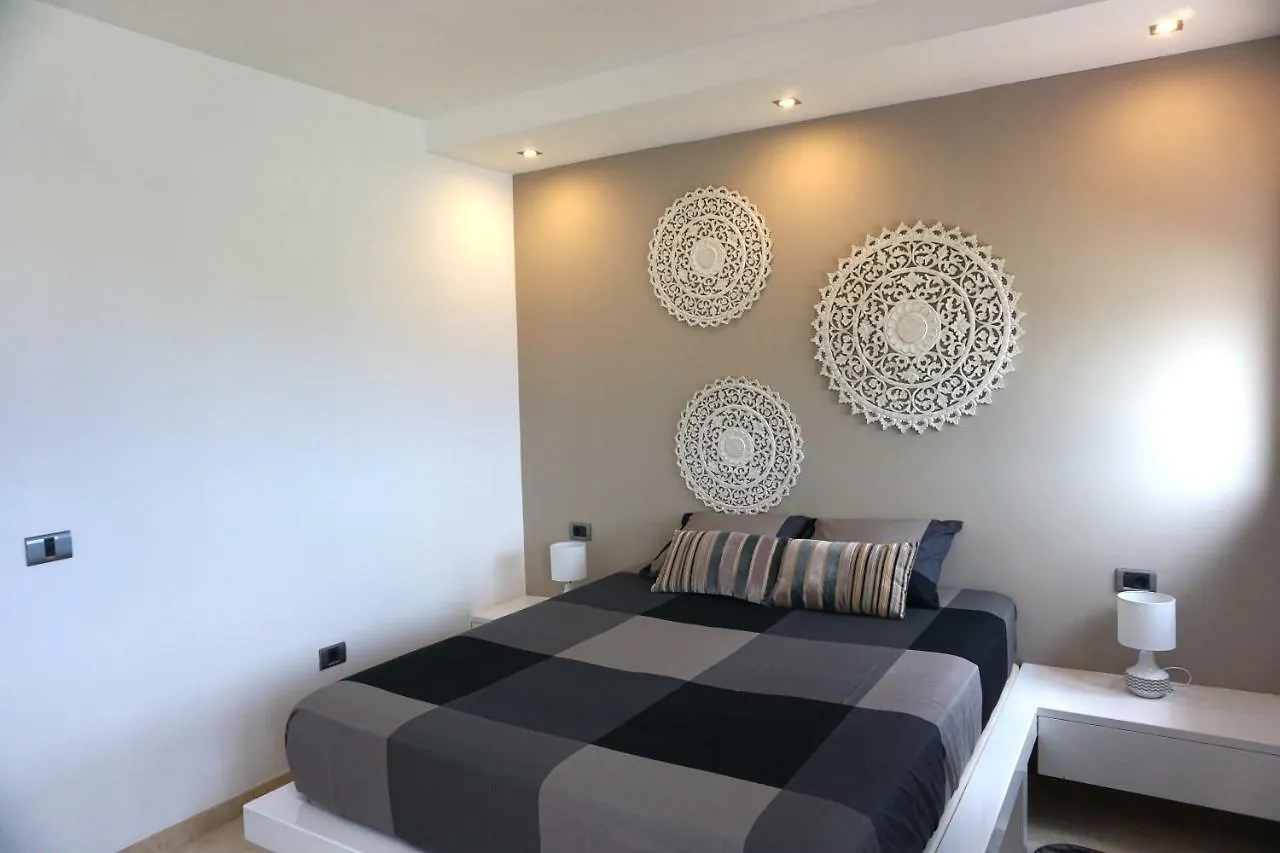 Beautiful Ocean-View Town House Villa Adeje Vakantiehuis