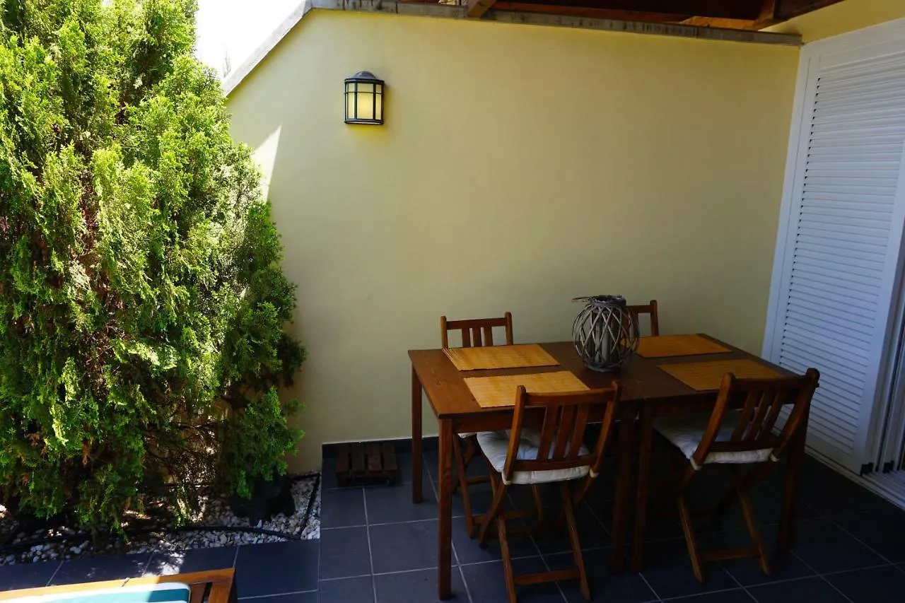 Vakantiehuis Beautiful Ocean-View Town House Villa Adeje Spanje